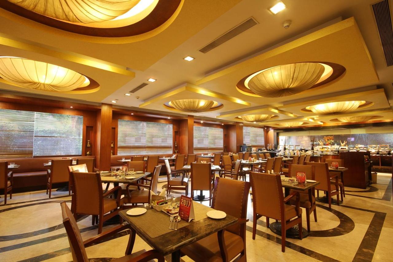 Fortune Select Jp Cosmos, Bengaluru - Member Itc Hotels' Group Buitenkant foto