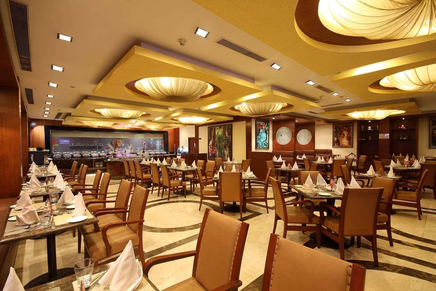 Fortune Select Jp Cosmos, Bengaluru - Member Itc Hotels' Group Buitenkant foto